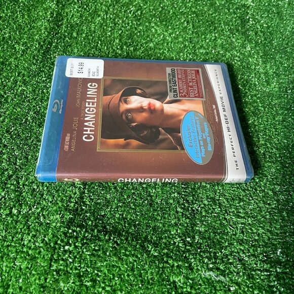 Changeling Blu-ray Disc Includes Exclusive Interactive Features NEW - Picture 4 of 7